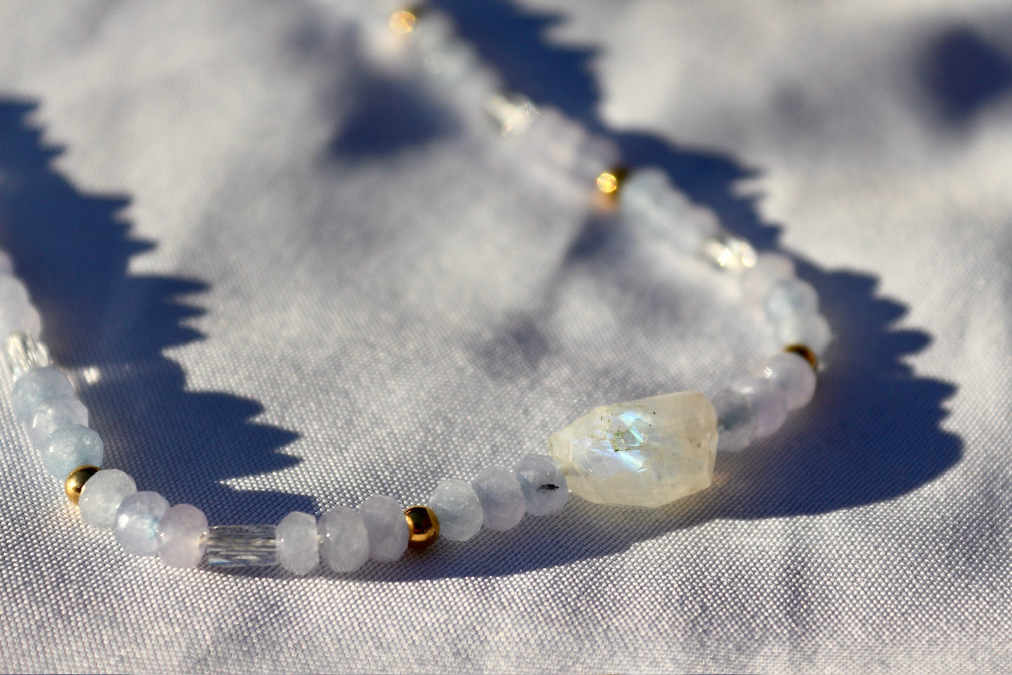 Mondstein Jade Kette