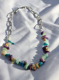 Splitter-Halskette mit Aquamarin, Charoit & blauem Apatit