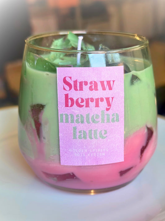 Strawberry Matcha Latte Kerze